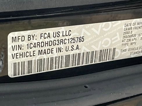 Used 2024 Dodge Durango GT image 35