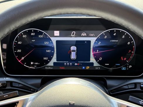 Certified 2025 Mercedes-Benz GLC 300 4MATIC image 30