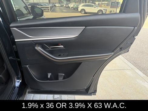 Used 2026 MAZDA CX-90 3.3 Turbo w/ Preferred Package AWD/4WD image 11
