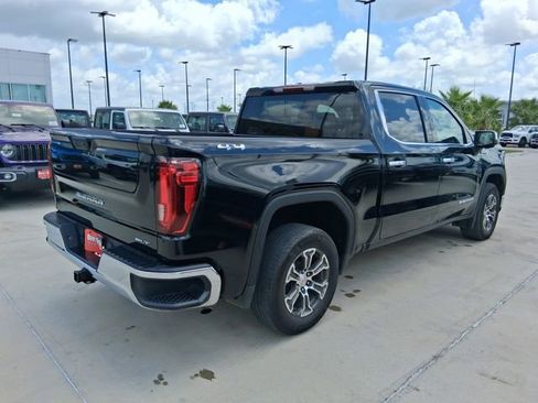 Used 2025 GMC Sierra 1500 SLT AWD/4WD image 7