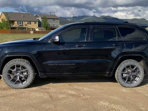 Certified 2021 Jeep Grand Cherokee Limited w/ Quick Order Package 28K 80th AWD/4WD image 9