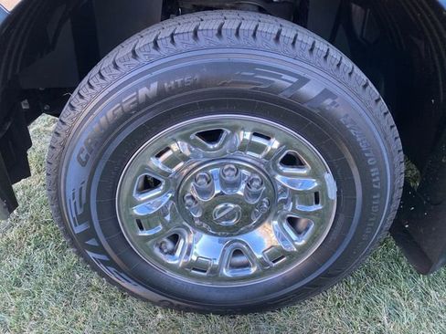 Used 2021 Nissan NV 3500 SL image 30