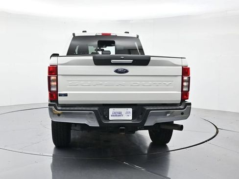 Certified 2022 Ford F250 Lariat w/ Lariat Value Package AWD/4WD image 8