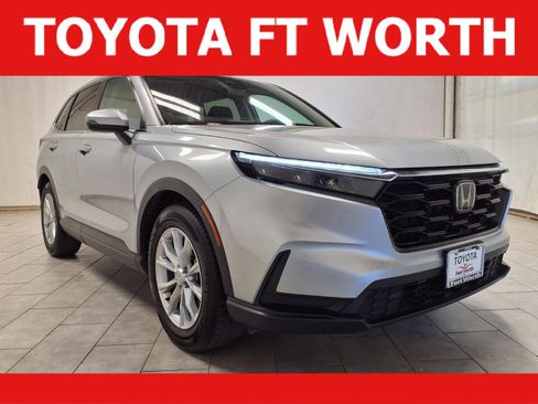 Used 2025 Honda CR-V EX image 1