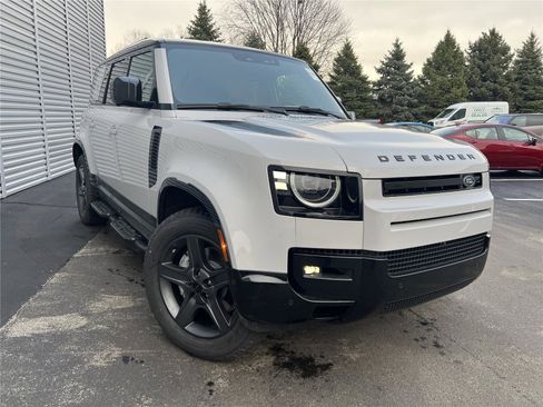 New 2026 Land Rover Defender 110 X-Dynamic SE AWD/4WD image 5