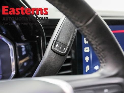 Used 2024 GMC Sierra 1500 SLT image 13