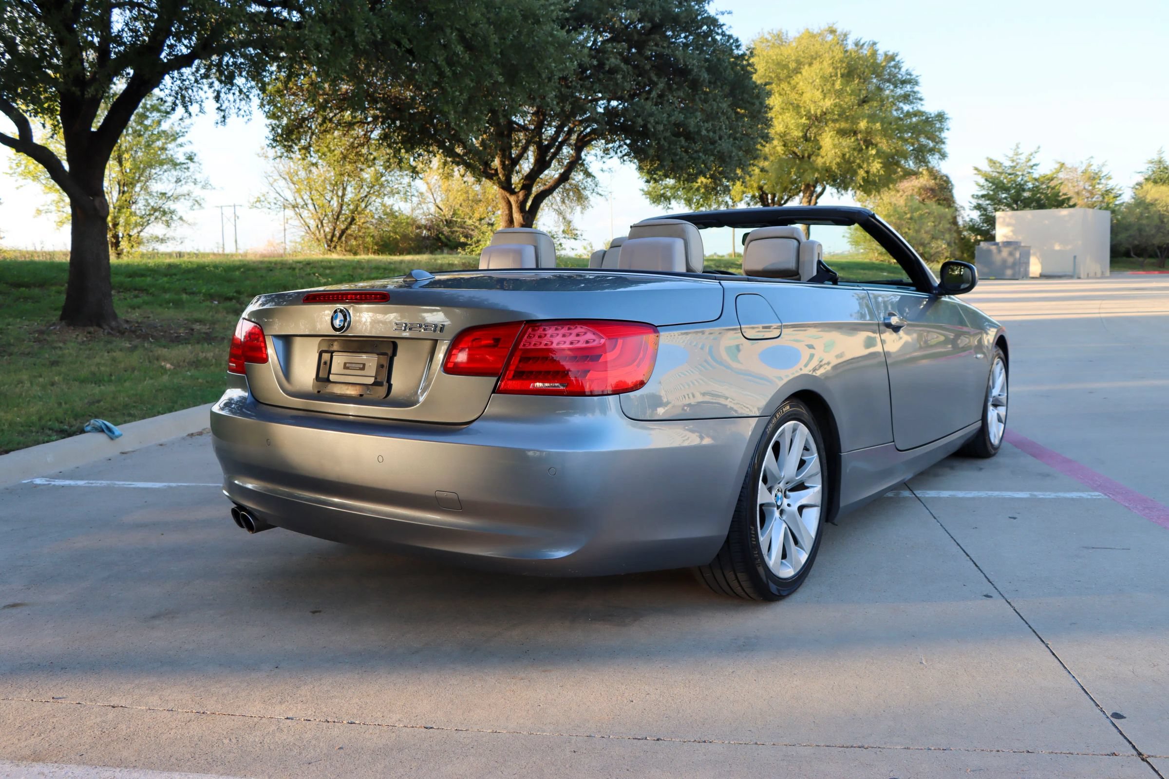 Used 2013 BMW 328i Convertible RWD image 7