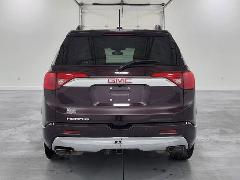 Used 2018 GMC Acadia Denali w/ Technology Package image 8