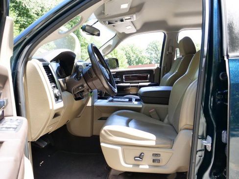 Used 2011 RAM 1500 Laramie AWD/4WD image 18
