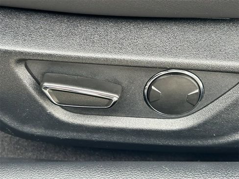 Used 2019 Ford Mustang Premium w/ Ecoboost Performance Package image 18