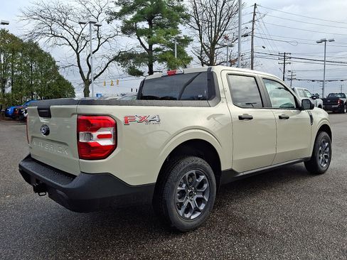 New 2025 Ford Maverick XLT w/ XLT Luxury Package image 7
