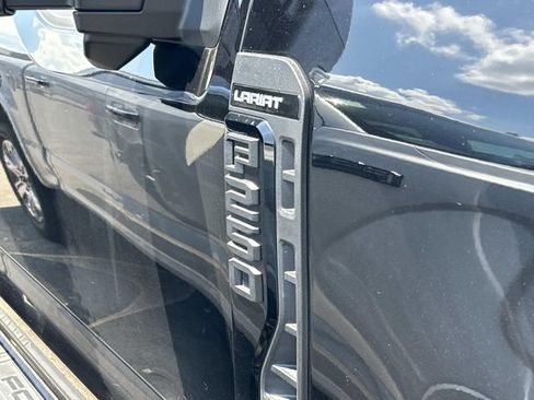 Certified 2025 Ford F250 Lariat w/ Lariat Ultimate Package AWD/4WD image 5