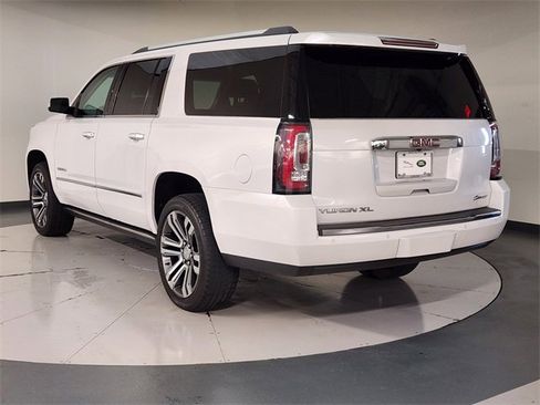 Used 2018 GMC Yukon XL Denali w/ Denali Ultimate Package image 6