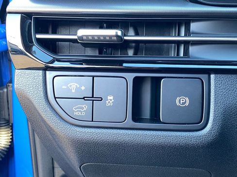 Used 2026 Kia Sportage EX w/ EX Panorama Roof Package image 22