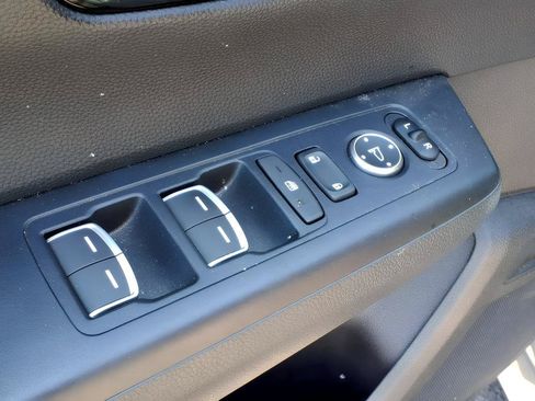 Used 2024 Honda CR-V EX-L image 19