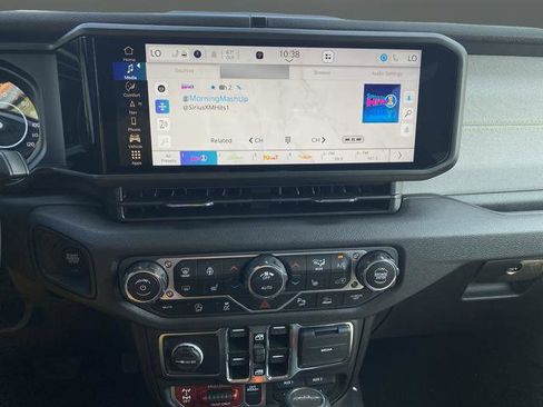 New 2025 Jeep Gladiator Willys image 8