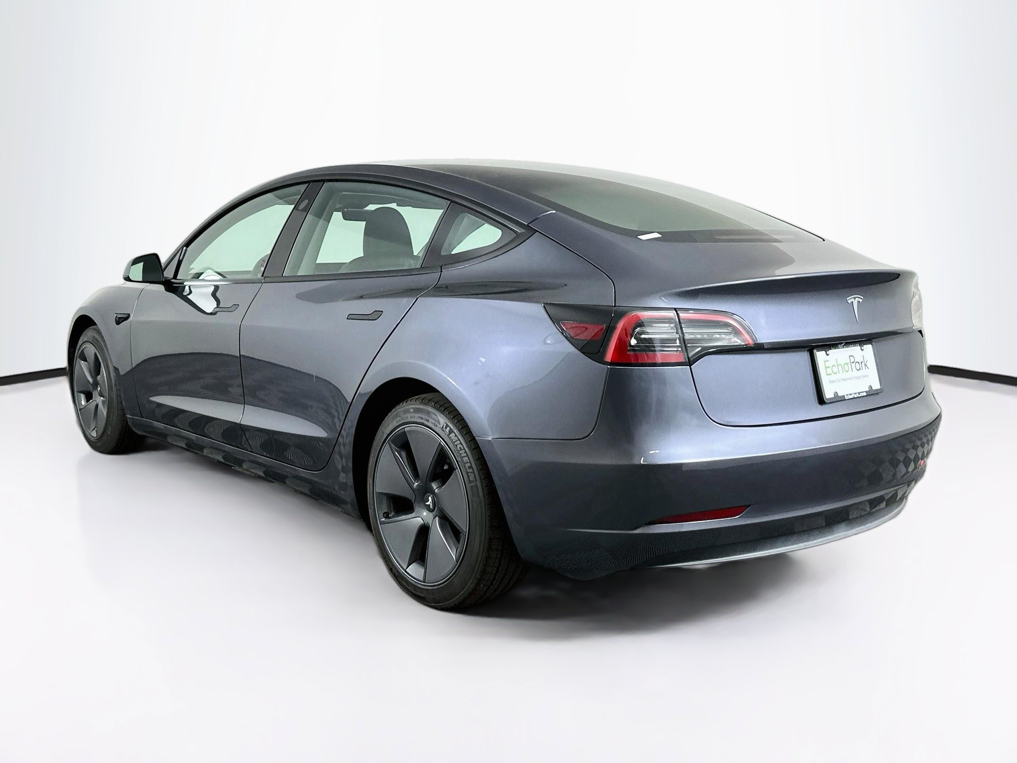Used 2023 Tesla Model 3 Standard Range RWD image 5
