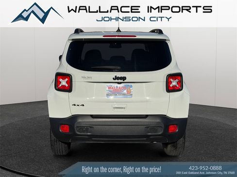 Used 2023 Jeep Renegade Latitude image 4