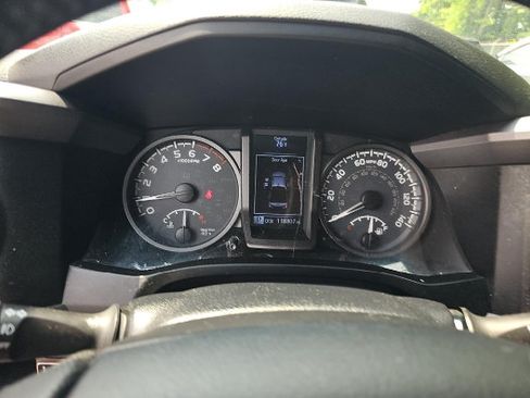 Used 2019 Toyota Tacoma TRD Pro AWD/4WD image 7