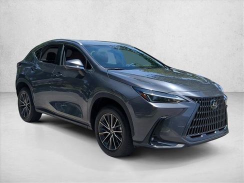 Used 2024 Lexus NX 250 FWD w/ Towing Package (2000 Lbs) image 3