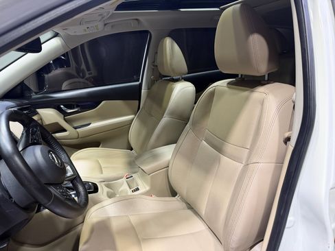 Used 2018 Nissan Rogue SL w/ Premium Package FWD image 15