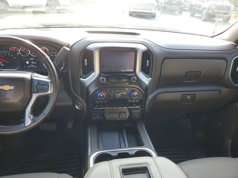Used 2021 Chevrolet Silverado 1500 LTZ w/ Safety Package II AWD/4WD image 15