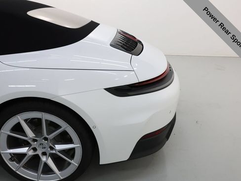 Used 2025 Porsche 911 Carrera RWD image 49