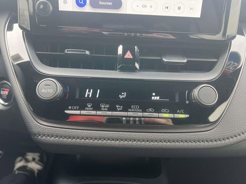 Used 2025 Toyota Corolla Core image 30
