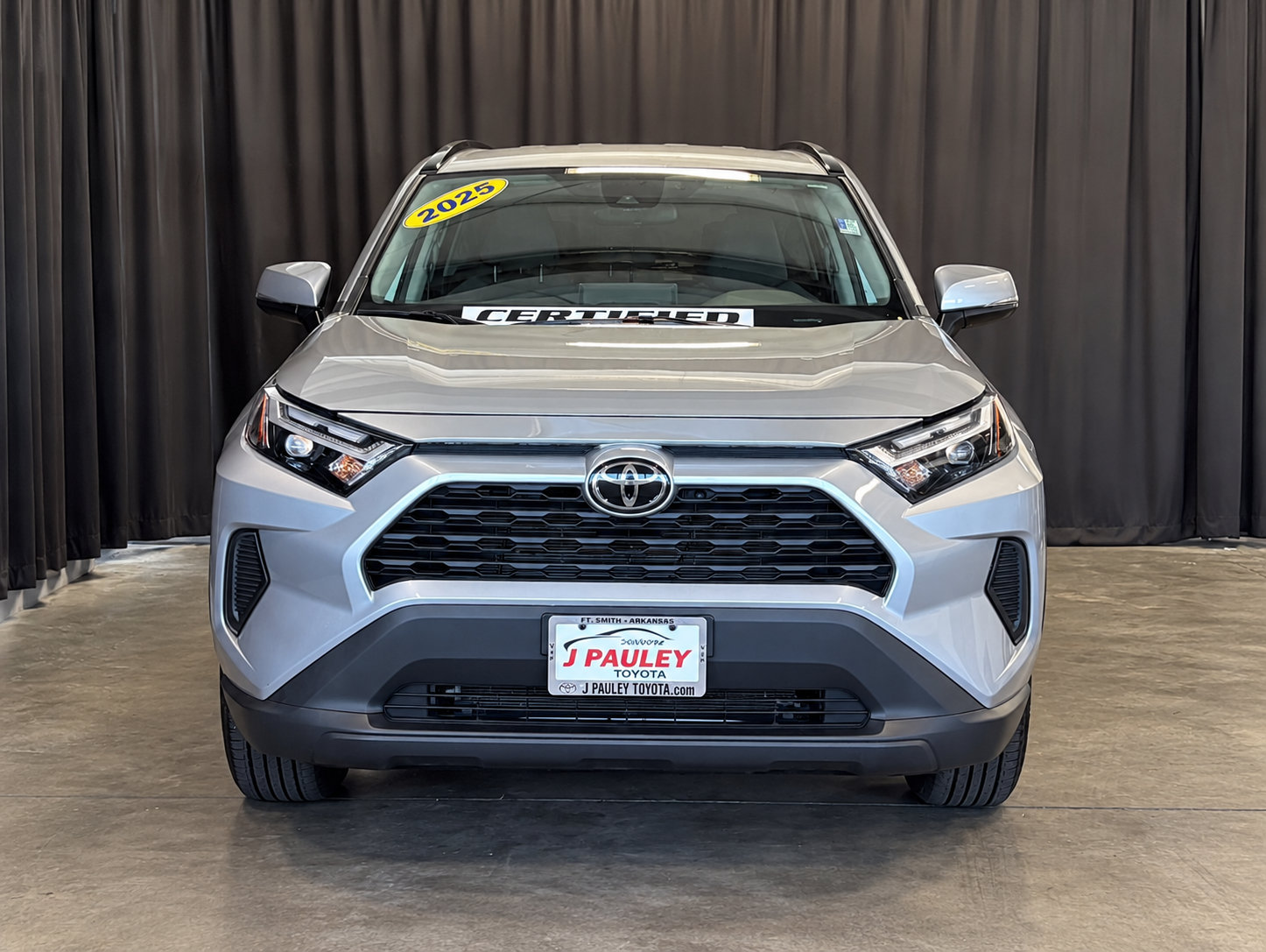 Certified 2025 Toyota RAV4 XLE FWD image 5