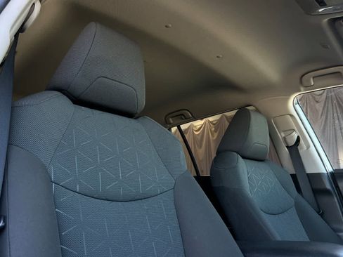 Used 2023 Toyota RAV4 XLE FWD image 18