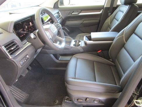 New 2026 GMC Terrain Denali AWD/4WD image 18