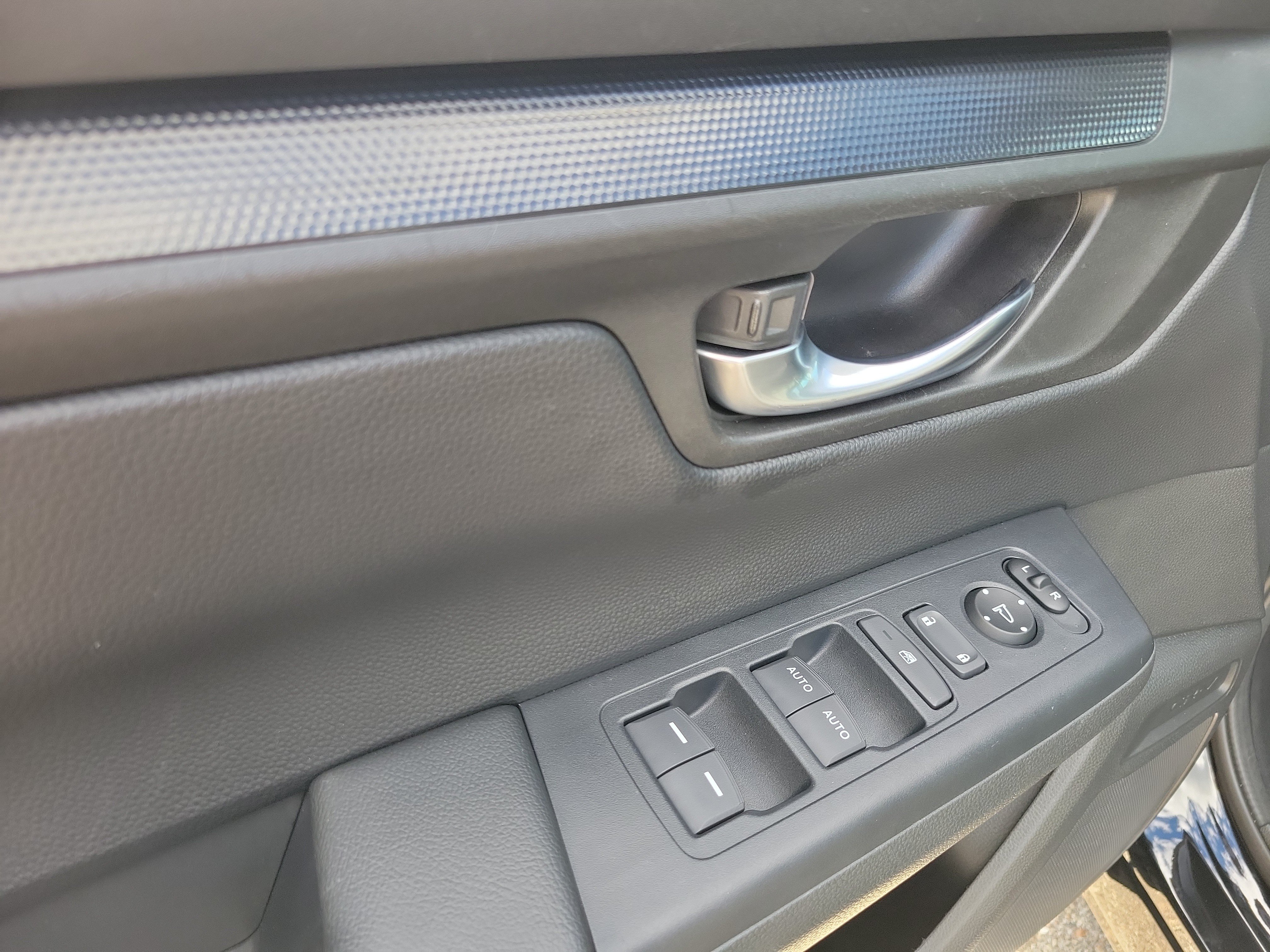 Used 2024 Honda CR-V EX image 22