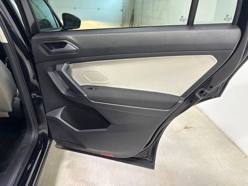 Used 2020 Volkswagen Tiguan S AWD/4WD image 37