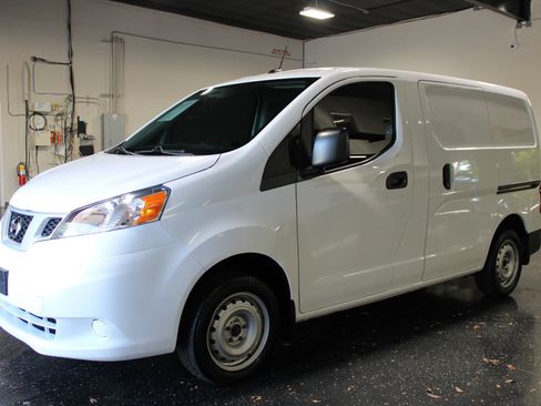 Used 2020 Nissan NV200 S FWD image 6