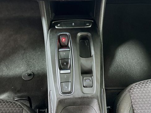 Used 2022 Chevrolet Bolt LT w/ Driver Confidence Package FWD image 23
