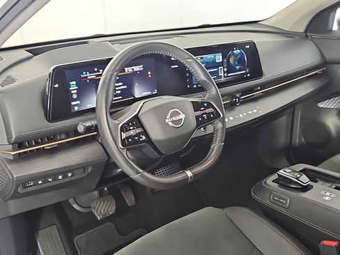 Used 2024 Nissan Ariya FWD image 15