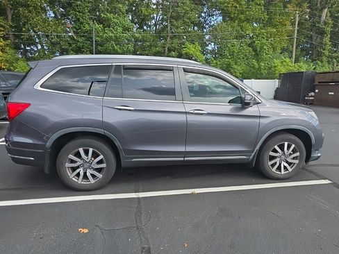 Used 2020 Honda Pilot EX image 6