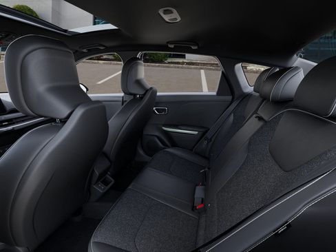 New 2025 Kia K4 GT-Line image 18