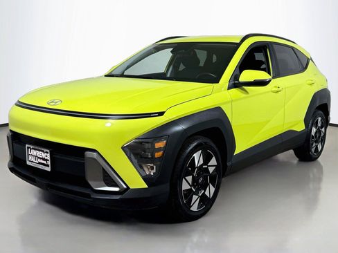 Used 2025 Hyundai Kona SEL FWD image 1