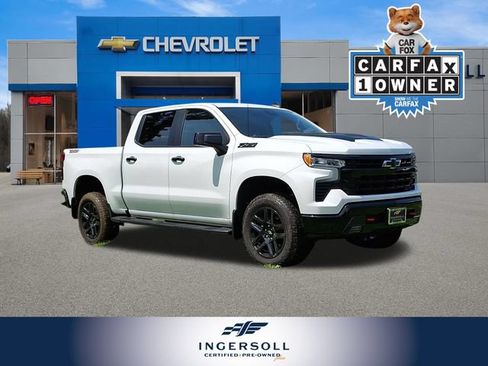 Used 2025 Chevrolet Silverado 1500 LT Trail Boss w/ LPO, Dark Essentials Package AWD/4WD image 1