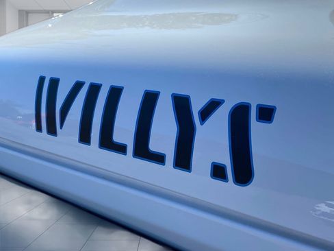 Used 2023 Jeep Wrangler Unlimited image 23