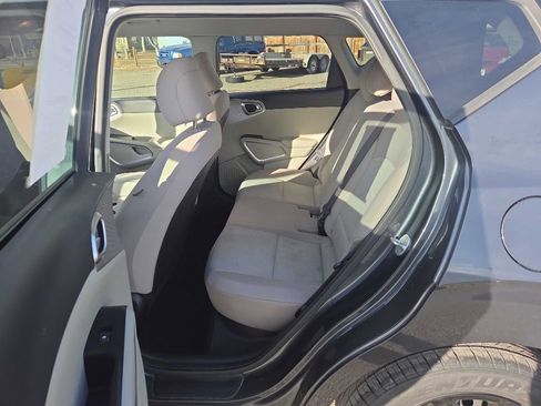 Used 2020 Kia Soul LX image 18