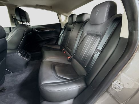 Used 2021 Maserati Quattroporte S image 25