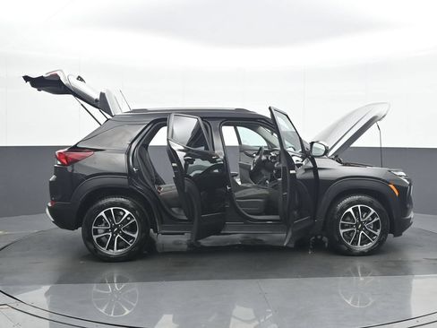 Used 2025 Chevrolet TrailBlazer LT FWD image 36