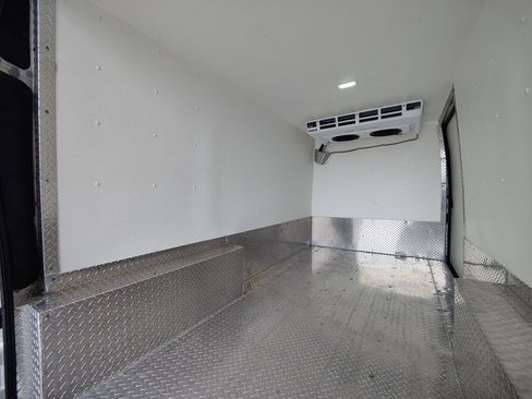 Used 2022 RAM ProMaster 2500 image 10