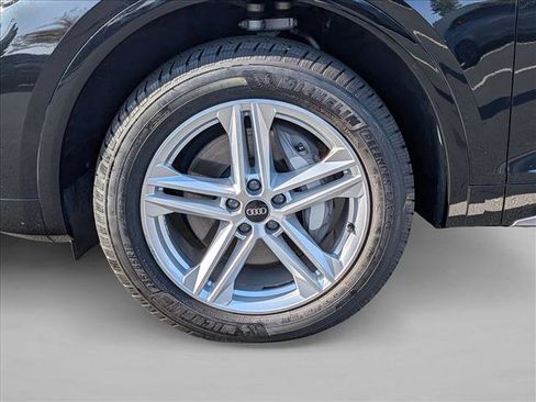 Used 2021 Audi Q5 e Premium Plus w/ Premium Plus Package image 10