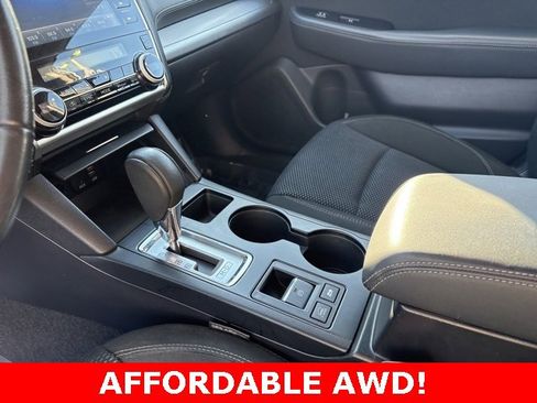 Used 2018 Subaru Outback 2.5i Premium image 19