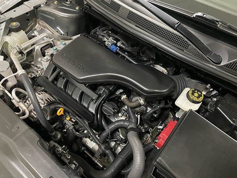 Used 2021 Nissan Rogue Sport SV image 18