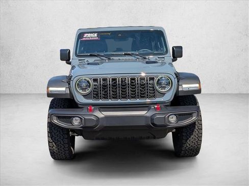 Used 2024 Jeep Wrangler Unlimited Rubicon w/ Technology Group image 2