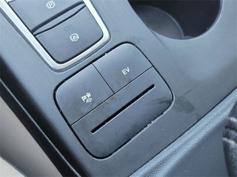 Used 2022 Ford Escape SEL w/ Technology Package image 28